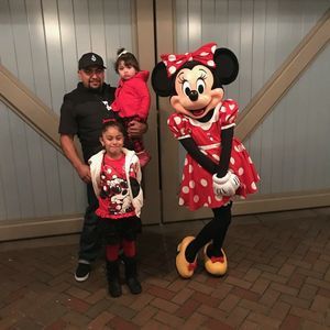 Meet your Posher, Tavo